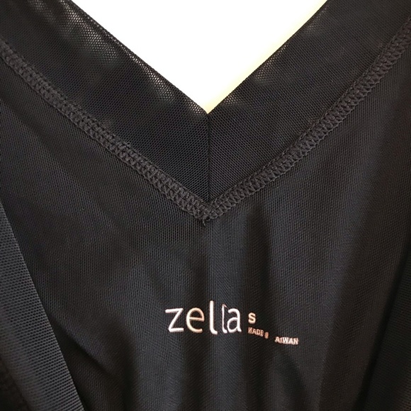 Zella | Black V-neck Mesh Exercise Tank - Picture 4 of 6